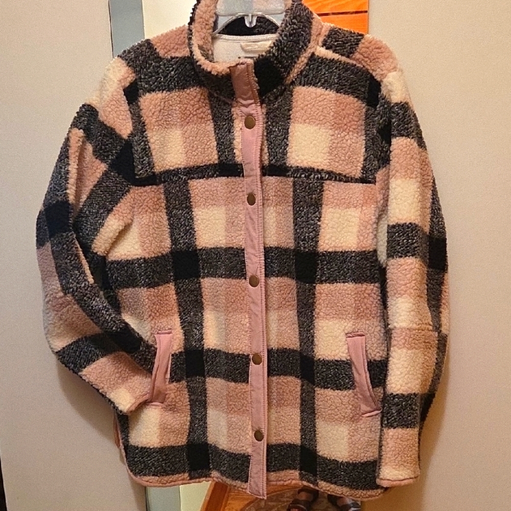 Maurices Cream Sherpa Jacket  Size XL